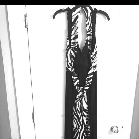 Open back zebra print evening dress - Picture 1 of 4